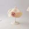 Boina para Meninas para Outono e Inverno, Laço Bordado Doce, Chapéu de Lã Quente e à Prova de Vento, Boina de Tricô para Bebê Menina