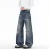 Jeans de Imitación Rasgados con Parches Desgastados para Hombre, Estilo Retro de la Calle Americana Lavados de Corte Holgado con Diseño de Bigotes Pantalones de Pierna Ancha