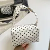 Bolso de Mano Personalizado Estilo Coreano de Lunares 2026 Principios de Otoño Nueva Moda Bolso Cilíndrico Alto Valor Estético Bolso Tote de Gran Capacidad