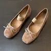 Sapatos de balé para usar ao ar livre, bico quadrado, salto grosso, sapatos de salto único da moda estilo coreano 2026 para mulheres, sapatos Mary Jane retrô com bico de porco