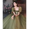 Vestido de Noite Estilo Floresta para Mulheres 2026 Novo Modelo, Adequado para Receber, Deixa Você Mais Clara e Magra, Adequado para Cerimônias de Debutantes, Vestido Verde para Exame de Performance Vocal, Estação Primavera