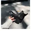 Botines Chelsea de Cuero de Caballo Lavado con Pliegues para Mujer Otoño/Invierno 2026 Nuevos Botas Chimenea Elásticas Vintage Botas Martin de Suela Gruesa