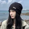 Touca Slouchy Estilo Novo 2025 para Mulheres, Chapéu Pós-Parto para Primavera e Outono, Turbante de Lã Tricotado Versátil para Afinar o Rosto, Chapéu para Frio