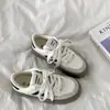 Tênis de Treino Alemão com Sola Grossa Feminino 2026 Primavera e Outono Novos Tênis Brancos Confortáveis com Sola Macia Vintage para Mulheres, Tênis de Skate Versáteis, Personalizável