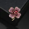 Elegante Broche de Color Degradado para Mujer, Popular Dulce Trébol de Cuatro Hojas Accesorios para Ropa, Accesorios de Pin Anti-Exposición para Corsage