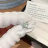 Brincos Studs Médicos de Titânio Cor Menta Fresca de Verão para Cicatrização de Piercings na Orelha, Brincos Verde Maçã que Não Precisam Ser Removidos, Joias Brilhantes para Cartilagem da Orelha