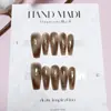 Manicure Personalizada de 10 Peças Codificada Feita à Mão, Adesivos de Unha Doces, Estilo de Luxo Acessível, Venda Direta da Fábrica Adesivos de Unha Usáveis