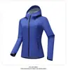 Jaqueta softshell leve para mulheres, nova jaqueta de montanhismo ao ar livre primavera/outono 2026, jaqueta de caminhada à prova de vento e à prova d'água