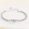 Cadena de Tenis Nueva de Alta Venta Hip-Hop Europeo y Americano, Sensación de Lujo Ligero de Gama Alta, Pulsera para Mujer con Zirconia de Diamante Completo en Forma de Corazón al por Mayor