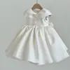 Vestido de satén coreano para el primer cumpleaños de niña, para sesión de fotos, elegante vestido de princesa para niña de las flores, esponjoso y sencillo, al por mayor