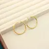 Pendientes de Botón Florales Frescos Estilo Chanel de Moda para Mujer, Diseño de Nicho con un Toque Metálico de Alta Gama, Pendientes al por Mayor
