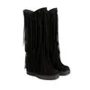 Botas Femininas de Outono e Inverno Europeias e Americanas com Franjas, Tamanho Grande Bico Redondo Cano Alto, Calce Fácil Impermeável Plataforma Salto Anabela Sola Antiderrapante