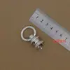 Una variedad de accesorios de juguete para manualidades con cabeza colgante de plata y oro galvanizado, material de bricolaje con cuerda para colgar la cabeza de 1 a 3 cm