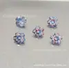 Flores de cerezo transparentes de verano cortadas, pendientes de lujo ligero, de alta gama, elegantes con diamantes desnudos únicos y exquisitos, exquisitos accesorios para la oreja