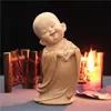 Pequeno sofá reclinável Maitreya ornamentos de lazer armário de TV doméstico decorações interessantes chinesas artesanato de resina fabricantes atacado