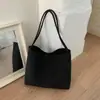 Bolso Versátil Retro con Patrón de Cocodrilo para Mujer 2026 Nuevo Otoño Merade Bolso de Hombro Único para el Trabajo Bolso Cubo de Gran Capacidad