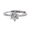 Anel de Diamante Meio Quilate Jiangshan para Mulheres Fornecedor Direto Fabricante Atacado Anel Aberto Coroa Seis Garras Anel de Zircônia