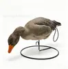 Decoración de jardín creativa temática de caza simulada, manualidades moldeadas por soplado, ganso canadiense flotante, varios adornos personalizados para decoración de jardín