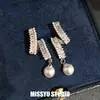 Brincos de diamante brilhantes! Brincos de zircônia e pérola, design de luxo leve estilo coreano, brincos únicos e versáteis, atacado