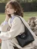 Nova bolsa de mão de couro genuíno tecida à mão estilo 'bolinho' 2026, uma bolsa transversal versátil e estilosa para o dia a dia, com design de luxo leve e elegante