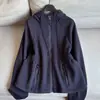 Otoño 2026 Nueva Elegante Chaqueta Corta con Capucha de Capa de Aire Ajustada para Mujer al por Mayor N5FW087