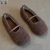 Em estoque~Sapatos Mary Jane de pelo de lã encaracolado sapatos femininos 2026 Outono/Inverno Novo Estilo Plus Veludo Slip-on Homem Preguiçoso Sapatos de Algodão