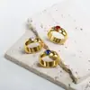 Anillo de moda de lujo avanzado súper brillante con un solo diamante, temperamento europeo y americano, personalidad popular, anillo de acero de titanio para mujer, no se decolora, venta al por mayor