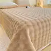 Cubrecama de Peluche de Piel de Conejo Engrosado de Invierno Juego de Tres Piezas Hogar Antideslizante Sábana de Cama Más Terciopelo Tatami Sábana de Cama Calefactable Manta para Colchón