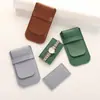 Bolsa tipo flip de piel sintética PU con pulsera para guardar reloj, bolsa protectora a prueba de polvo, bolsa de reloj portátil de alta gama antiarañazos
