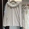 2026 Camiseta de manga larga con cuello de muñeca de encaje estilo japonés y coreano, camiseta de color liso, capa base, top ajustado elástico, ropa para mujer