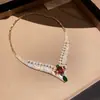 Colar Antigo Flor Gota d'Água Zircônia Fluxo de Luz Estilo Corte Retro Brincos de Trabalho Pesado Acessórios de Brinco Leve Luxo Sensação de Alto Padrão Mulheres