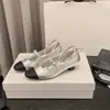 Novos sapatos femininos de corte baixo para primavera e outono, sapatos Mary Jane franceses retrô de salto baixo com uma única tira