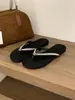 Chanclas de Piel Sintética con Perlas Estilo Chanel 2025 Nuevos Sandalias Planas Casuales de Playa para Mujer