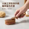 ¡Guau! Cepillo Limpiador de Zapatos con Iones de Plata Antibacterianos, Cerdas para Mascotas, Mango Ergonómico Antideslizante, Característica de Drenaje para Colgar y Cerdas de Alta Densidad