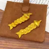 A Mesma Corrente de Clavícula Estilosa da Loja de Ouro Jin Yan, um Design de Peixe Koi Mais Vendido com Moedas Dinâmicas dos Cinco Imperadores, Apresentando Símbolos de Peixe que Atraem Riqueza