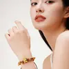 Pulseiras Folheadas a Ouro Atacado com Símbolos da Sorte, Design de Cavalo do Zodíaco e Estilo Chinês da Moda para o Ano de Nascimento