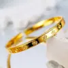 Joia Banhada a Ouro Trevo de Quatro Folhas Pulseira Aberta com Design Único, Ouro de Imitação, Design de Nicho, Pulseira Estilo Loja de Ouro Sólido