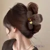 Pinza de garra de felpa para otoño e invierno, estilo elegante, para cabello fino en la nuca, pinza para el cabello de tamaño mediano para mujer, accesorio para el cabello tipo pinza de tiburón
