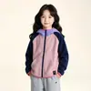 TUTU Elefantito Ropa Infantil Chaqueta Polar para Niñas 2026 Otoño Nuevo Antiestática con Capucha Bloque de Color Cálida