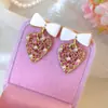 ¡Ternurita Cremosa! Pendientes de Perla en Forma de Corazón Tachonados con Diamantes Rosas, Estilo Suave y Dulce, Pendientes de Diseño Nicho para Mujer