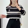 Suéter de Punto Bordado a Rayas para Mujer, Estilo Delgado, Nueva Colección Otoño 2026, Corte Holgado, Diseño Juvenil, Suéter de Manga Larga, Camisa Base