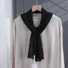 Cachecol de alta qualidade com design oco, estilo mãe, para sair, viajar, estilo floresta, elegante, para mulheres, faixa longa, temperamento, cachecol de seda, alta qualidade, estilo Hepburn