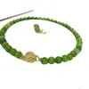 Conjunto de Três Peças: Colar, Pulseira e Brincos de Pedra de Quartzo de Mina Antiga Natural, um Presente Atacadista para Idosos e Mães em Ocasiões Especiais