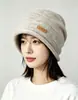Touca de tricô feminina para outono e inverno com forro de fleece, quente e estilosa, versátil e perfeita para cobrir a cabeça no tempo frio; disponível para atacado