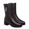Botas de Couro Macio de Cano Médio para Mulheres 2025 Outono e Inverno Novo Estilo Botas Quentes Forradas com Lã Salto Médio Espesso para Mulheres Botas de Algodão Botas de Neve