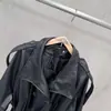 Chaqueta de Cuero PU de Manga Larga Transfronteriza Otoño/Invierno 2026 con Solapa, Diseño de Múltiples Botones, Cinturón, Estilo Motociclista, Corte Ajustado, Tendencia Minimalista Urbana