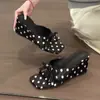 Primeiro Encontro com as Sandálias Plataforma com Salto Anabela Aumentador de Altura para Mulheres, Novo Modelo Verão 2026, Adequadas para Usar com Saias, Scarpins Slip-On de Bolinhas