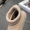 Botas de Neve Infantis 2025 Inverno Novas Botas de Algodão Grandes para Meninas Botas de Algodão com Forro de Lã Antiderrapante Algodão Sapatos de Algodão Macios para Meninas