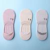 Fábrica de calcetines al por mayor directo lote de calcetines invisibles de algodón para primavera y verano calcetines jacquard lindos calcetines bajos poco profundos para mujer suministro