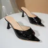 Sandalias de tacón alto transfronterizas europeas y americanas, nuevas pantuflas de tacón de aguja estilo europeo y americano, pantuflas versátiles de comercio exterior para mujer, venta al por mayor en tallas grandes